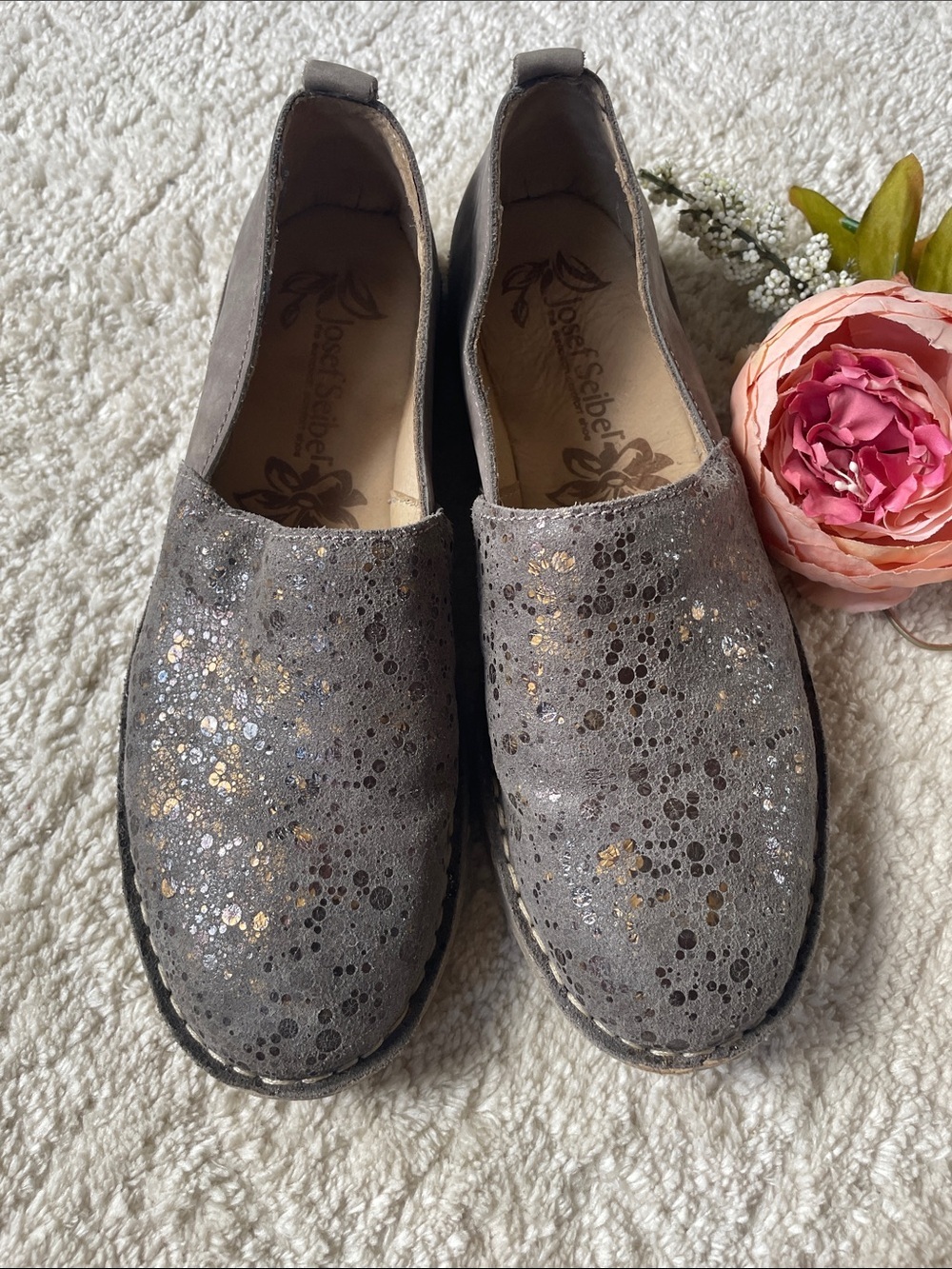 Josef Seibel Sofie 33 Suede Loafers